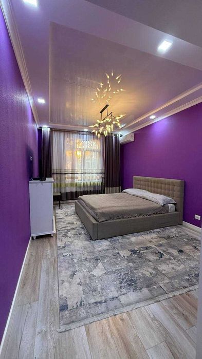 Продам 3-х комнатную с ремонтом(80кв.м).Новостройка.Паркентский