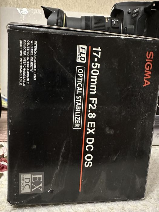 Продается фотоаппарат Canon EOS 90 D