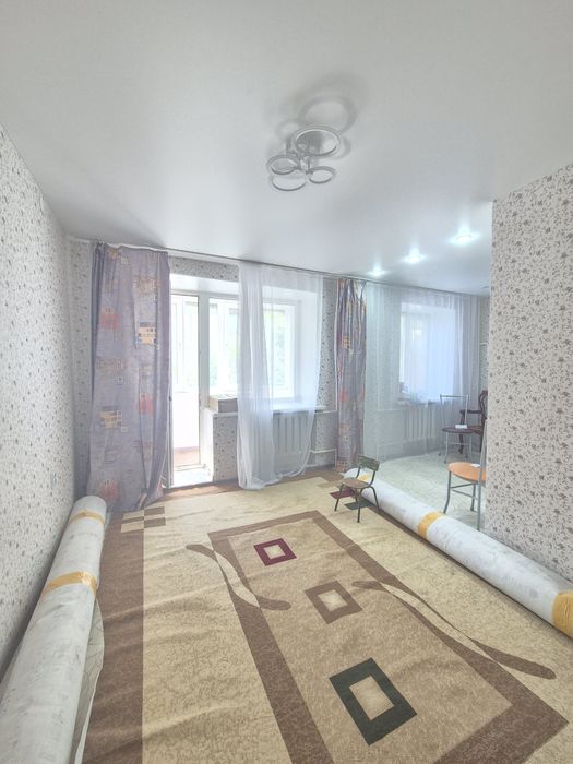 Продам 1 ком школьник