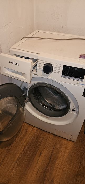 Продам  стиральную машинку