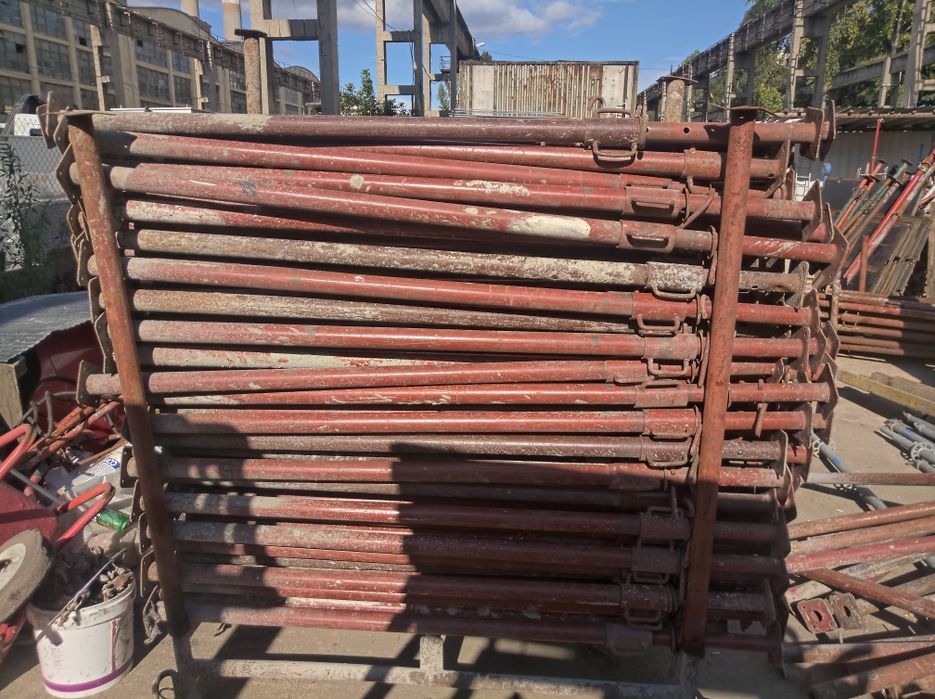 Метални телескопични подпори в топ състояние - Хюнебеци Шпризи