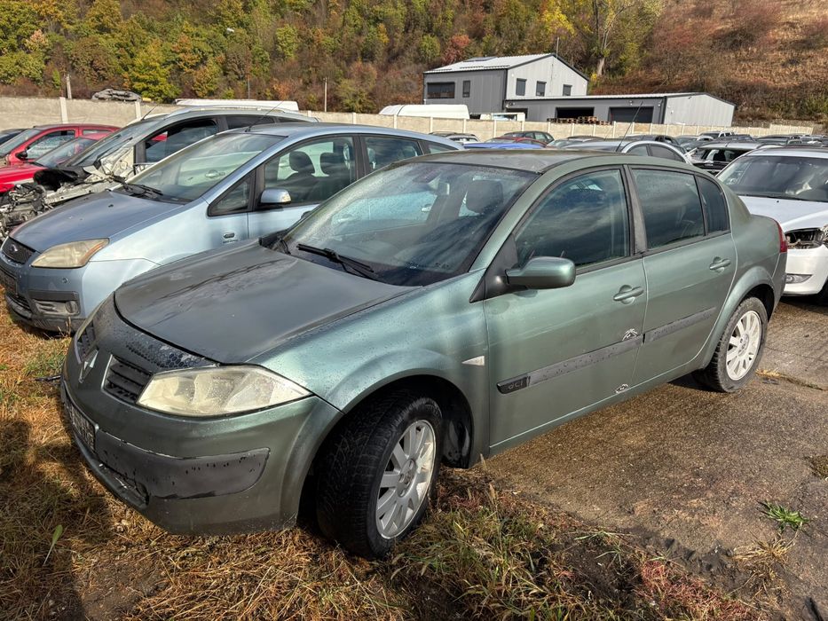 Dezmembrez Renault Megane , an 2005 , 1.5 DCI , 101 cp , cod motor K9K-F7