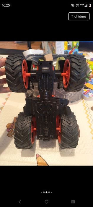 Jucărie tractor cu lumini impecabil