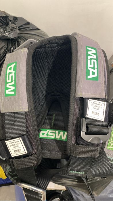 Ham protectie alpinist profesional MSA IN STARE NOUĂ .
