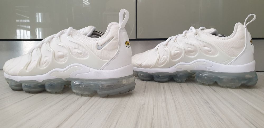 Nike Vapormax Plus  UK 8.5 / 43/27.5 см ОРИГИНАЛ! Мъжки Маратонки!