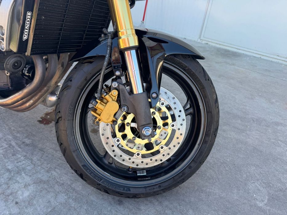 Honda Hornet CB600F, 3700 euro negociabil la fata locului