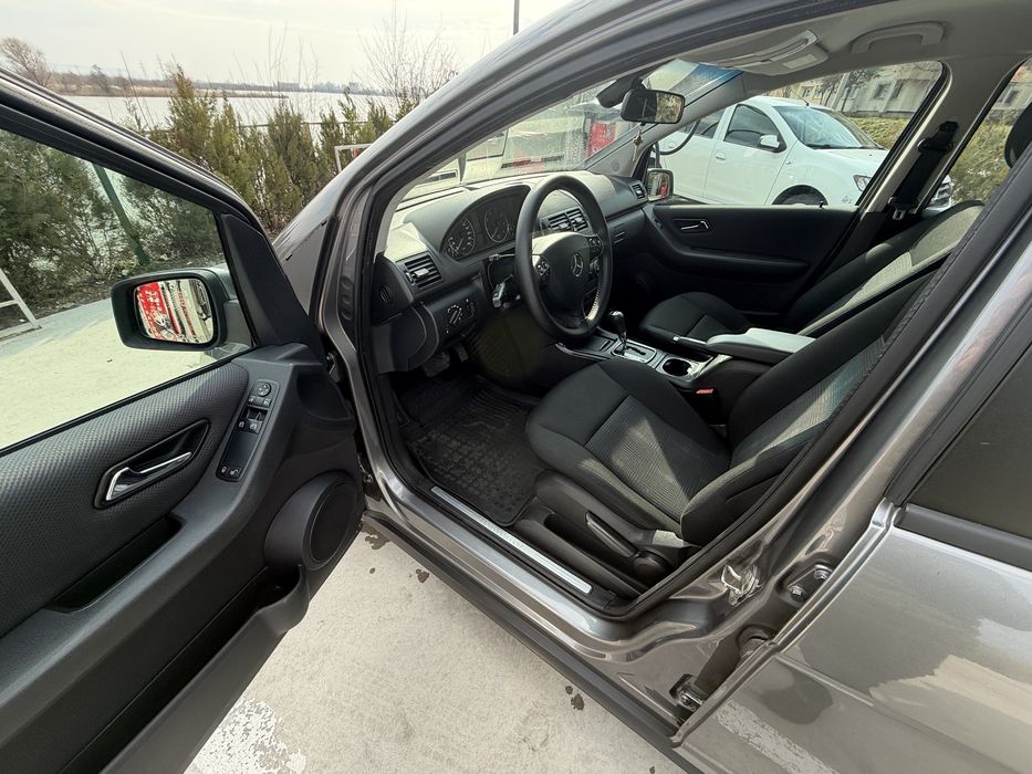 Mercedes Benz A160 benzina cutie automata