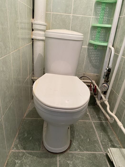 Унитаз в хорошем состоянии