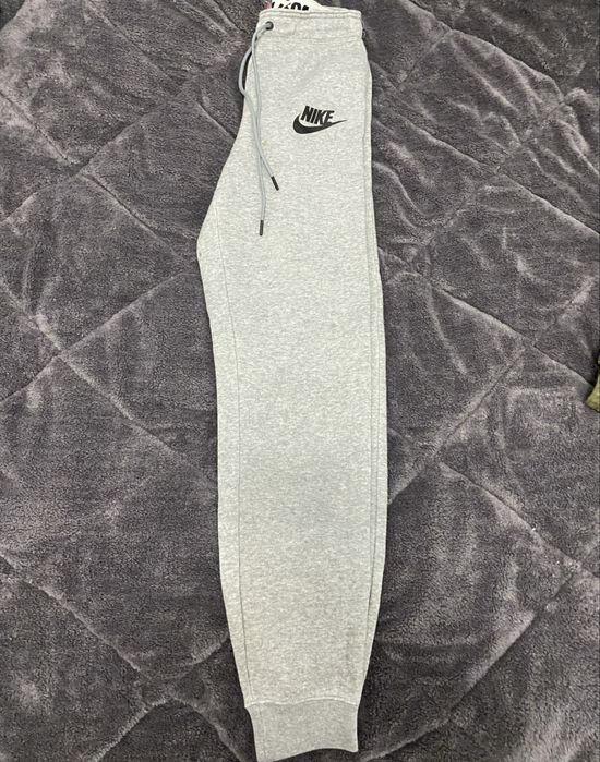 Champion Спортен екип Nike и Puma  панталони
