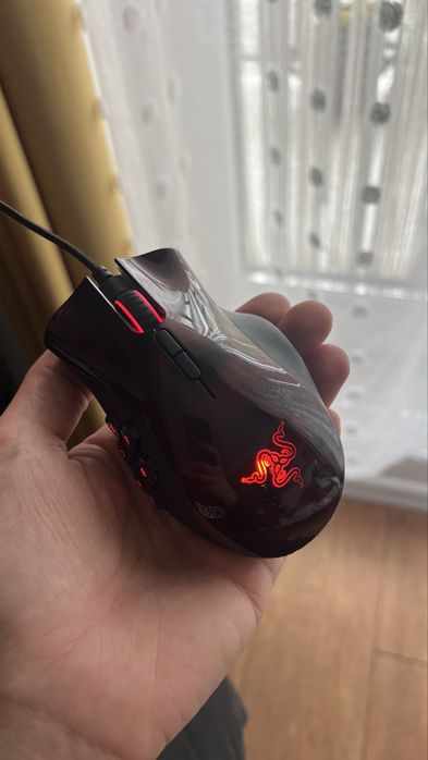 Mouse razer naga hex 5600 dpi