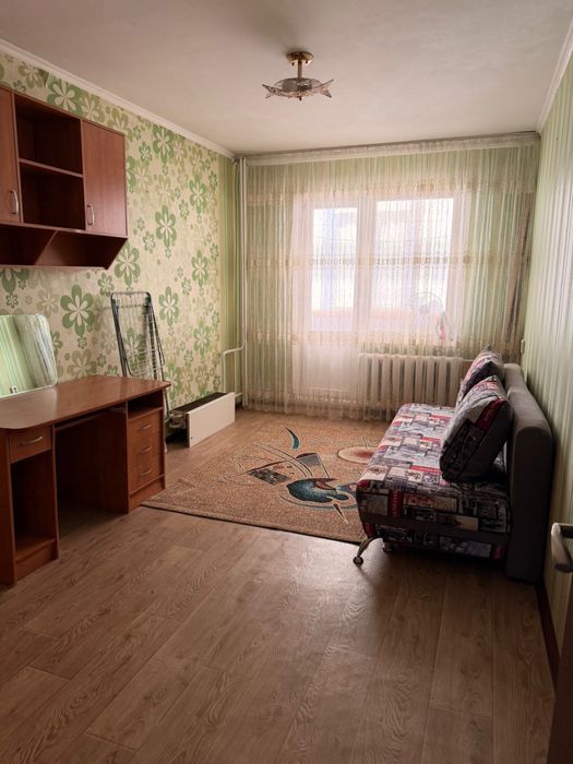 Срочно продам 3х,Васильковка,71кв