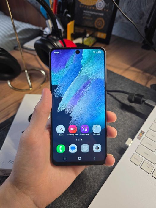Продам Samsung Galaxy S21 FE 5G