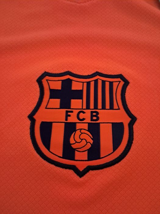 Фланелка Barcelona размер М и L