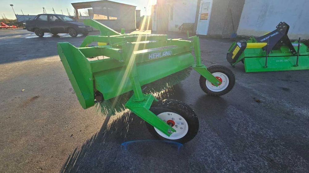 Щетка коммунальная навеска тротуароуборочная. Рассрочка. Доставка