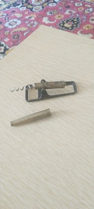 Продам штопор-пушка складной