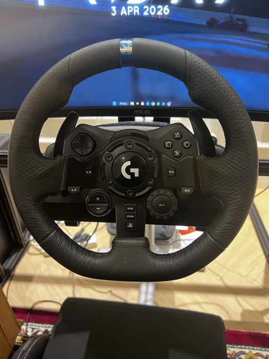 Руль Logitech G923(можно докупить с кокпитом +200$)