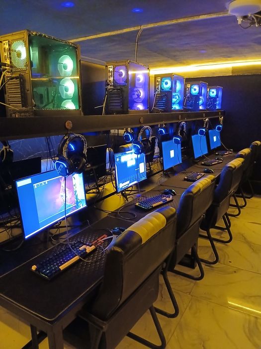 Kompyuterlar game club uchun 10ta