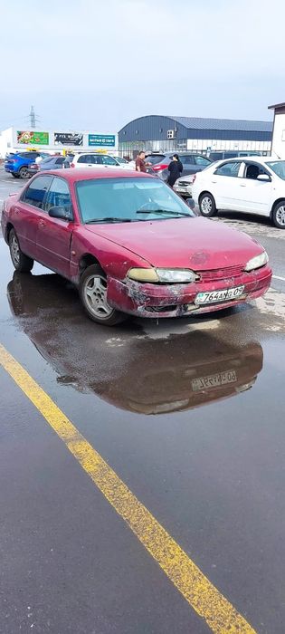 Продаю Мазда кронос 1993года