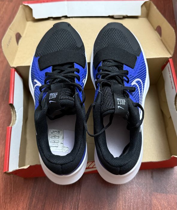 Кроссовки Nike