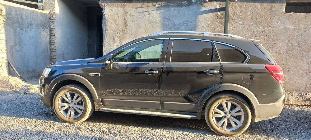 срочно Продаётся каптива 3 переделана в 4 по документам сделана