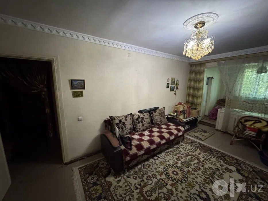Квартира на Лабзак -Динамо 2/4/5 общ пл 50м+балкон