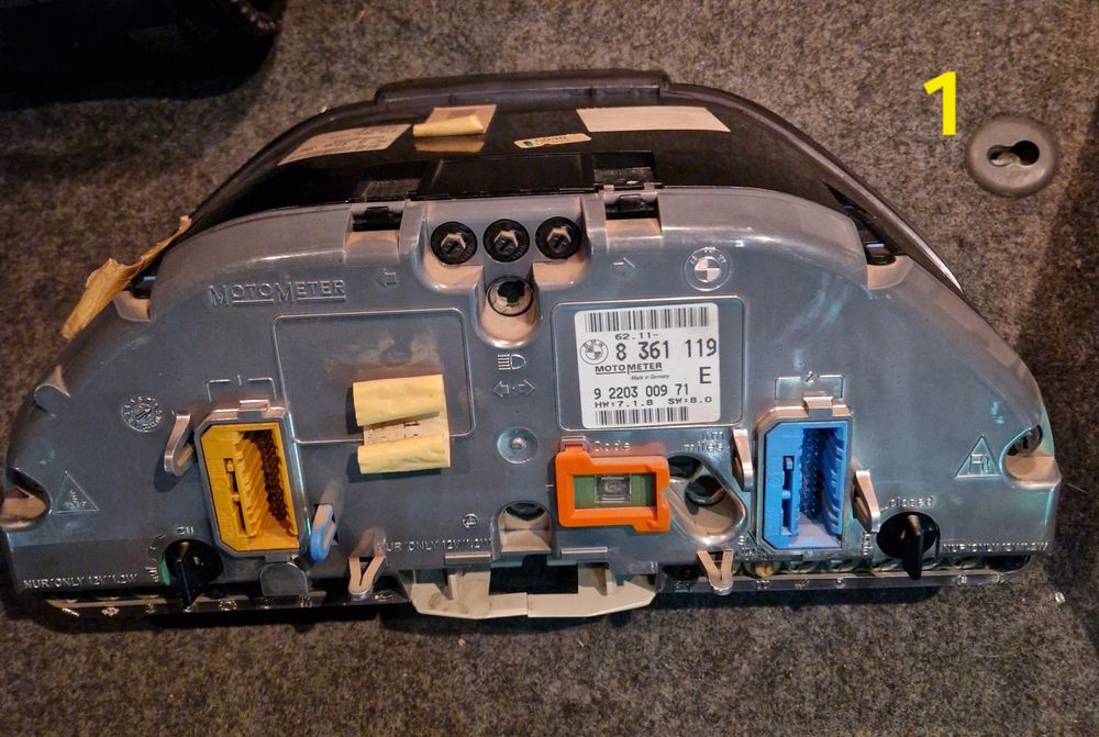 Щиток прибора на бмв е34