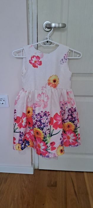 Официален детски гащеризон и роклички