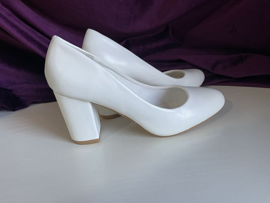 Свадебные туфли новые