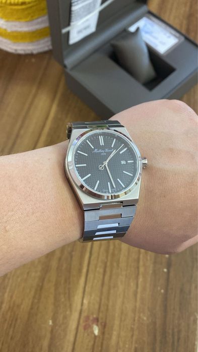 Часы Mathey-Tissot