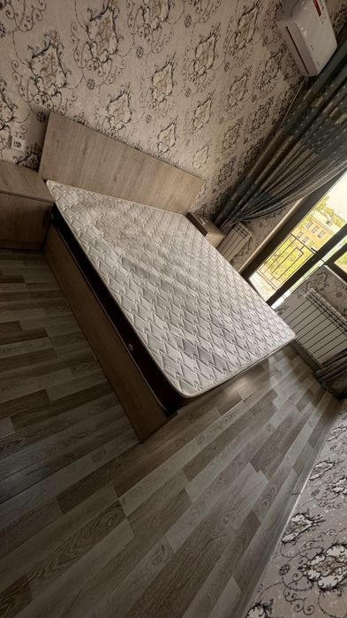 Продаётся матрас 2×1.75