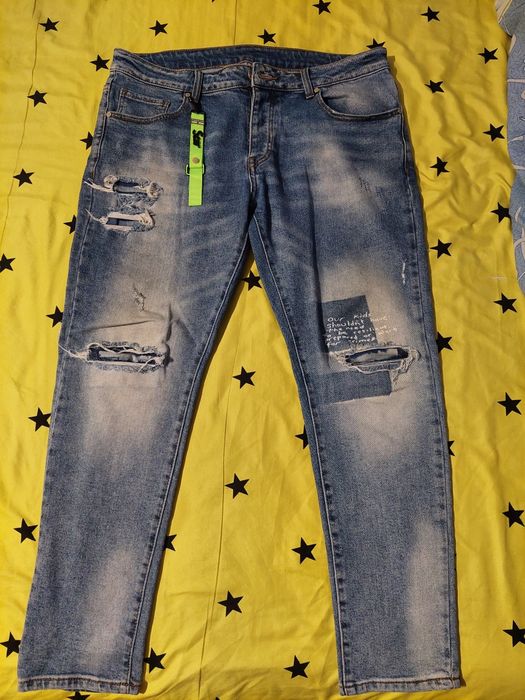 Blugi albaștrii pentru bărbați