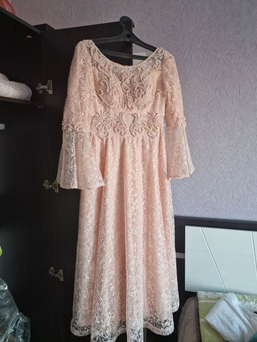 Тойға киетін көйлек сатылады