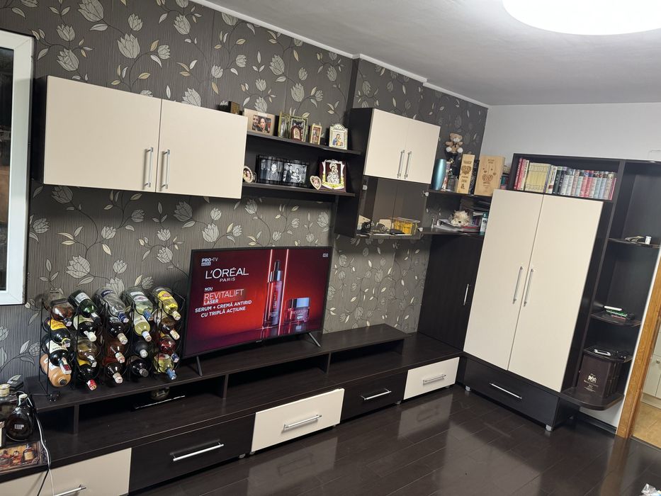 Vand mobila suragerie(canapea bar si mobila sufragerie) bonus la achiz