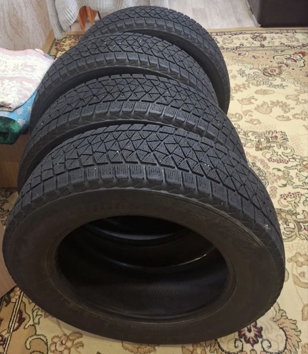 Зимние шины Bridgestone