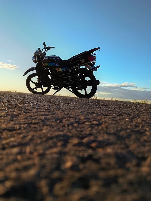 Продам мотоцикл 200сс