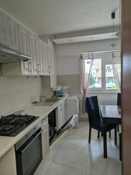 De inchiriat apartament 2 camere metro Timpuri Noi
