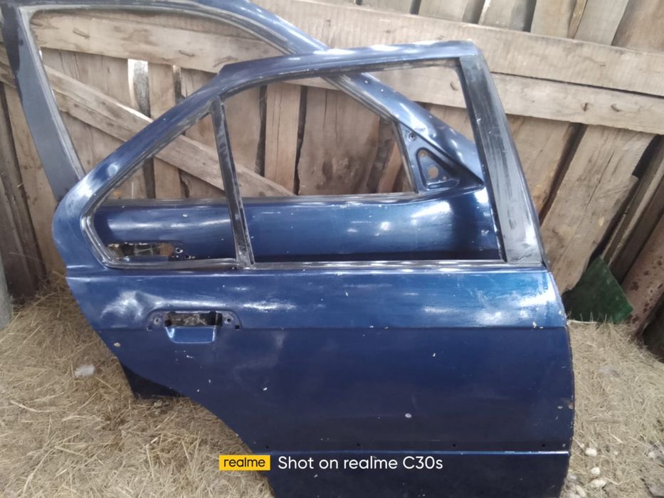 Продам двери срочно БМВ продам