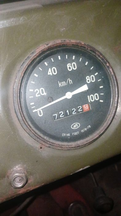 Продам машину уазик-буханка на ходу