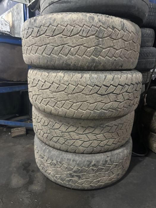 Продам резину на 17