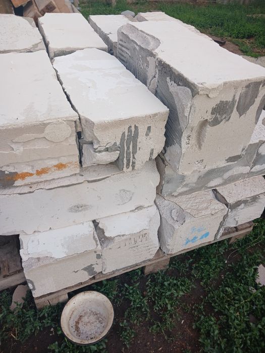 Продам экоблок бу