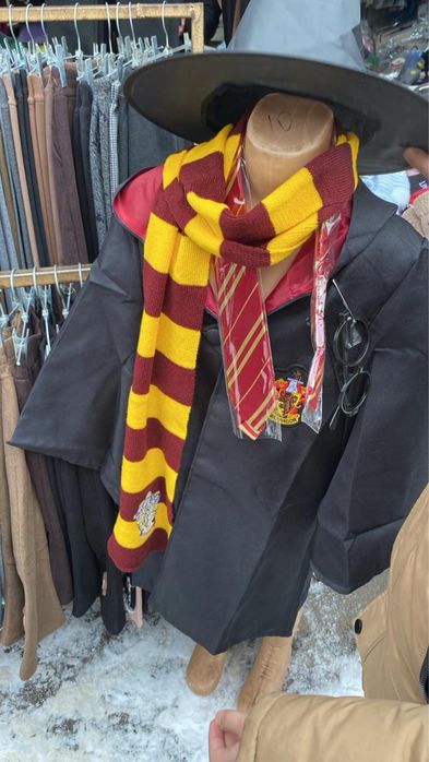 Продам новогодние костьюмы