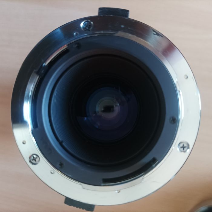 Обектив за Olympus OM още