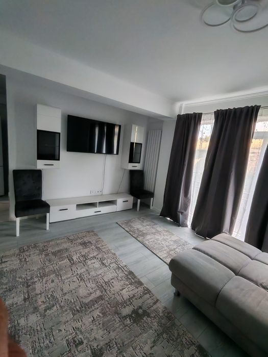 Se oferă spre închiriere apartament cu 2 camere in Dej.
