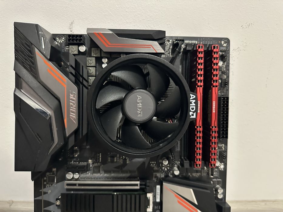 Kit Placa de baza AM 4Ryzen 5 5500/x470/16gb ddr 4
