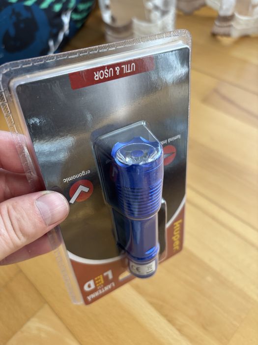 Lanterne led noi noute