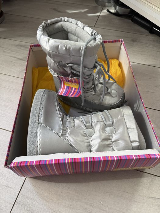 Продам дутики детские