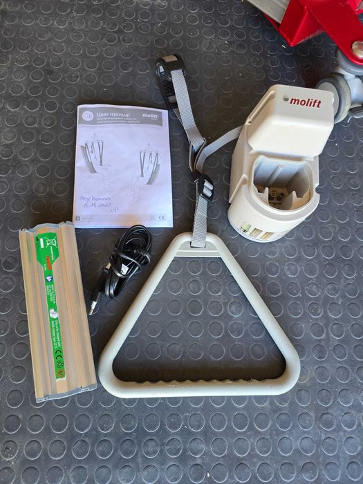 Мобилен сгъвам лифтер за пациенти Molift Smart 150