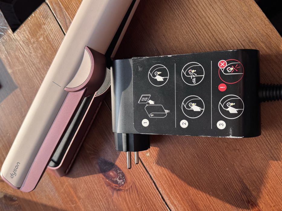 Продам новый Dyson