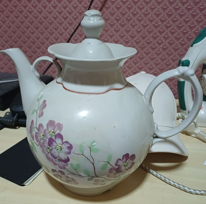 Продаю красивый заварник