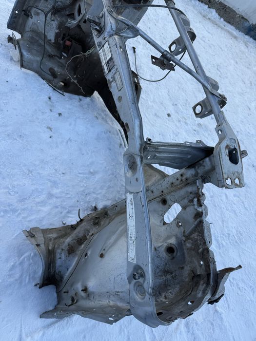 Телевизор мерседес 190